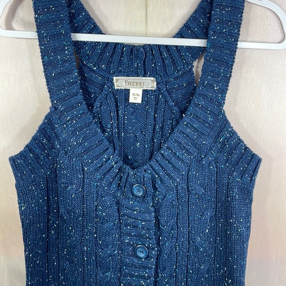 DECREE Sleeveless Open Neck Sweater - NWOT - Picture 4 of 7